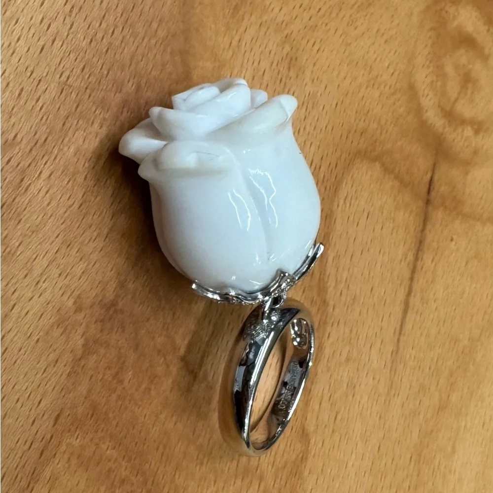 Morganne Bello White Agate Diamond Ring - Picture 3 of 9